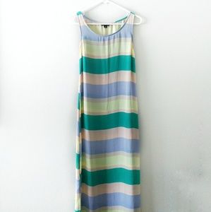 Sleeveless Maxi dress